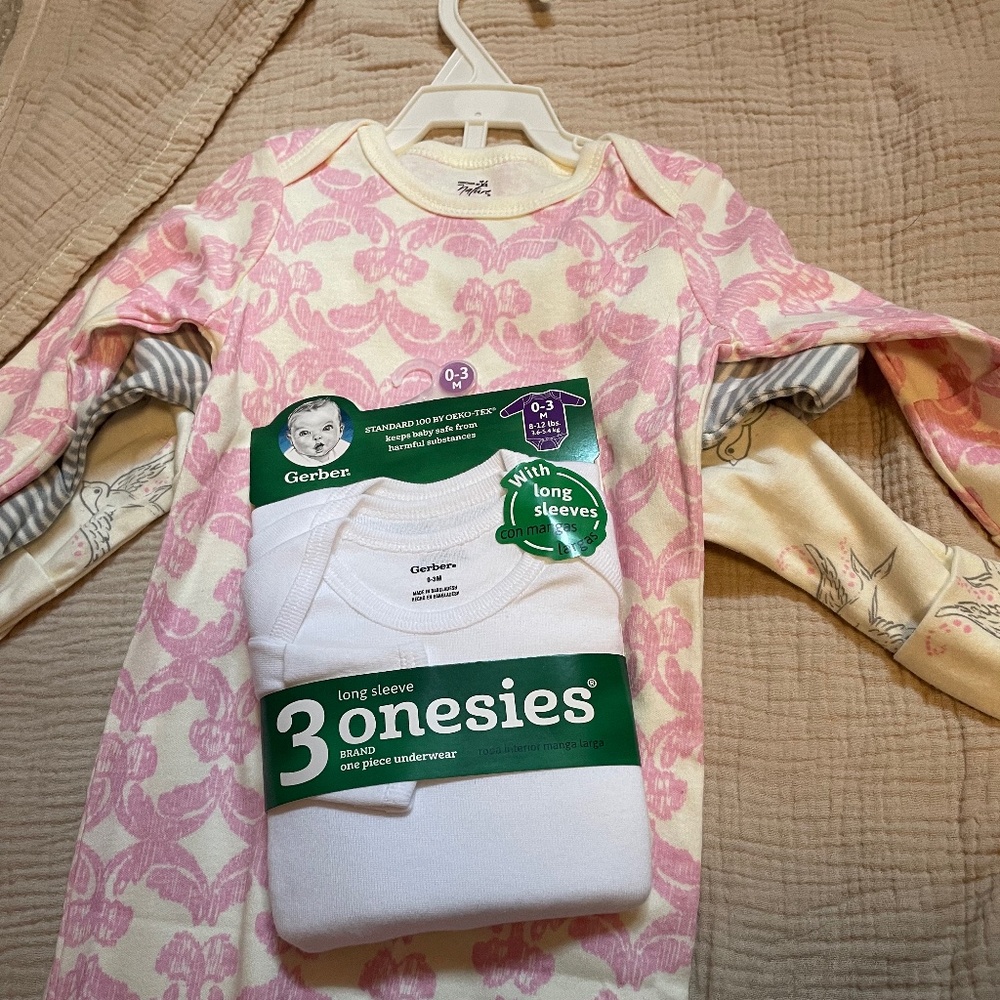 Night gown and onesie bundle